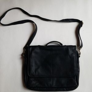 🚨Firm price🚨Black leather laptop bag